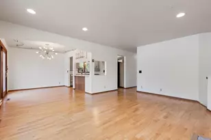 125 Pleasant Ln E, Excelsior, MN 55331 - Photo 12