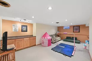 694 Glover Rd, River Falls, WI 54022 - Photo 18