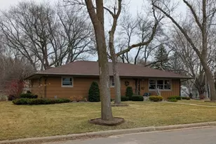 1502 N 5th St, Montevideo, MN 56265 - Photo 2