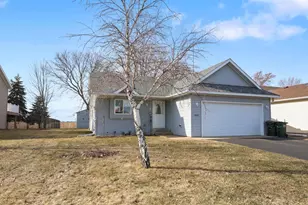 1621 Forest Glen Cir, Saint Augusta, MN 56301 - Photo 2