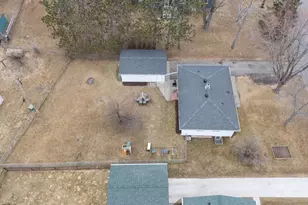 924 Clover Ln, Grand Rapids, MN 55744 - Photo 4