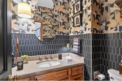 125 Wildwood Bay Drive, Mahtomedi, MN 55115 - Photo 24