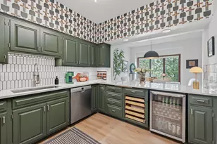 125 Wildwood Bay Dr, Mahtomedi, MN 55115 - Photo 18