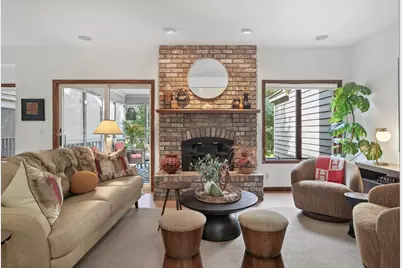 125 Wildwood Bay Drive, Mahtomedi, MN 55115 - Photo 6