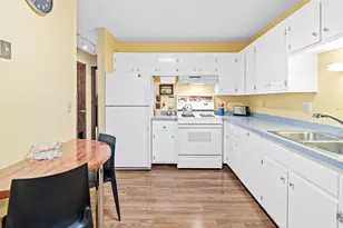 4000 Foss Rd, Saint Paul, MN 55421 - Photo 4
