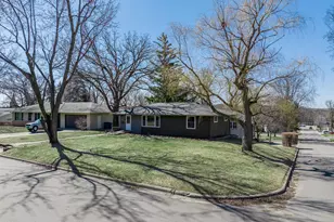 521 3rd Ave N, Sauk Rapids, MN 56379 - Photo 2