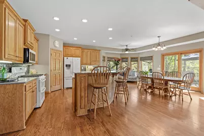 2306 Iverson Court, Lino Lakes, MN 55038 - Photo 16