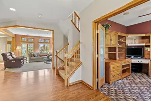 2306 Iverson Ct, Lino Lakes, MN 55038 - Photo 8