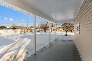 9109 Queen Ave S, Bloomington, MN 55431 - Photo 32