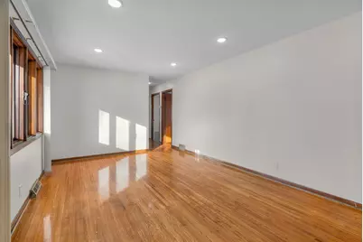 9109 Queen Avenue S, Bloomington, MN 55431 - Photo 4