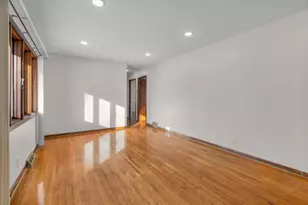 9109 Queen Ave S, Bloomington, MN 55431 - Photo 4