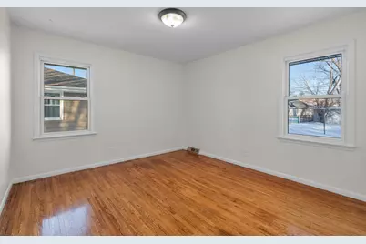 9109 Queen Avenue S, Bloomington, MN 55431 - Photo 16