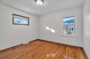 9109 Queen Ave S, Bloomington, MN 55431 - Photo 18