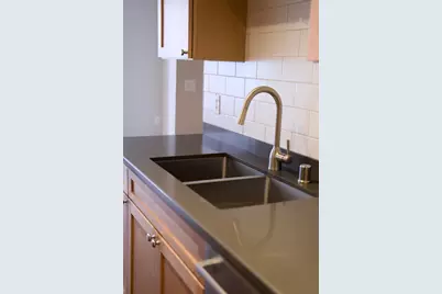 445 Wacouta Street #201, Saint Paul, MN 55101 - Photo 14