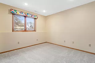 12465 90th Pl N, Maple Grove, MN 55369 - Photo 10