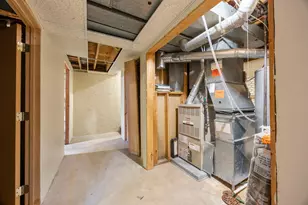 9449 Woodridge Dr, Eden Prairie, MN 55347 - Photo 66