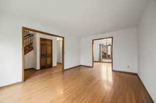 9449 Woodridge Dr, Eden Prairie, MN 55347 - Photo 8