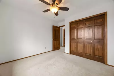 9449 Woodridge Drive, Eden Prairie, MN 55347 - Photo 48