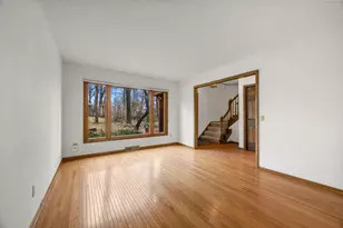 9449 Woodridge Dr, Eden Prairie, MN 55347 - Photo 10