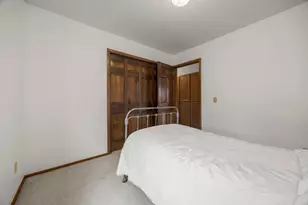 9449 Woodridge Dr, Eden Prairie, MN 55347 - Photo 52