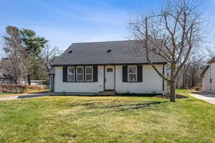 320 Grove Street N, Mora, MN 55051 - Photo 2