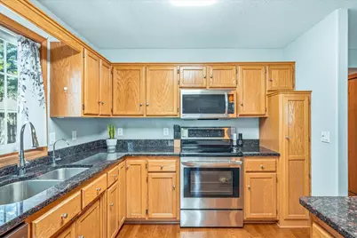 702 E Nicollet Boulevard, Burnsville, MN 55337 - Photo 12