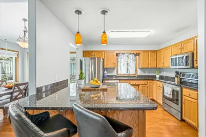 702 E Nicollet Boulevard, Burnsville, MN 55337 - Photo 10