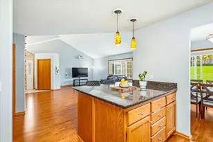 702 E Nicollet Blvd, Burnsville, MN 55337 - Photo 14