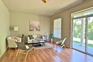 10239 Bleeker St, Woodbury, MN 55129 - Photo 8