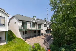 10471 Spyglass Dr, Eden Prairie, MN 55347 - Photo 36