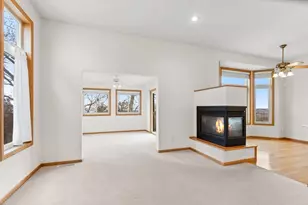 10471 Spyglass Dr, Eden Prairie, MN 55347 - Photo 10