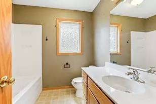 117 Valley Ct, Cannon Falls, MN 55009 - Photo 14