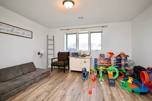 907 E 4th St, Winona, MN 55987 - Photo 16