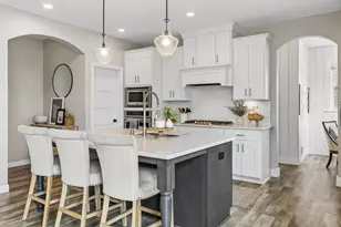 5288 Porchlight Vw, Woodbury, MN 55129 - Photo 10