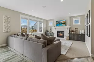 5288 Porchlight Vw, Woodbury, MN 55129 - Photo 4