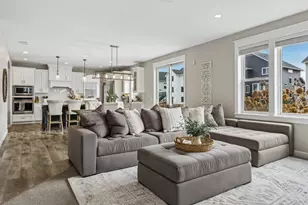 5288 Porchlight Vw, Woodbury, MN 55129 - Photo 6