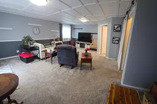 920 W 9th St, Rush City, MN 55069 - Photo 12