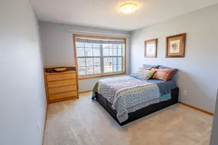 3615 Lawndale Ln N, Plymouth, MN 55446 - Photo 18