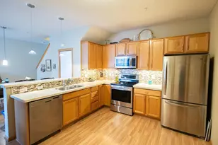 3615 Lawndale Ln N, Plymouth, MN 55446 - Photo 8