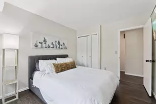 1042 Pontiac Ln, Chanhassen, MN 55317 - Photo 22