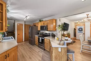 15284 Fluorine St NW, Anoka, MN 55303 - Photo 2