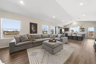 1131 Dorthy Ln, Elko New Market, MN 55054 - Photo 8