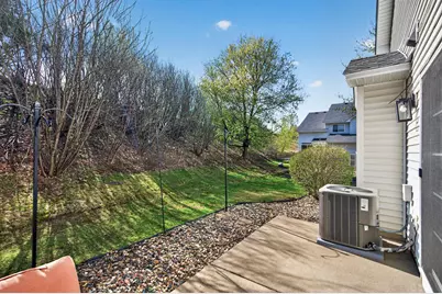 8606 Quarry Ridge Lane #J, Woodbury, MN 55125 - Photo 30