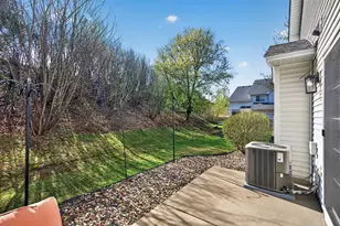 8606 Quarry Ridge Ln, Woodbury, MN 55125 - Photo 30