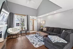 8606 Quarry Ridge Ln, Woodbury, MN 55125 - Photo 6