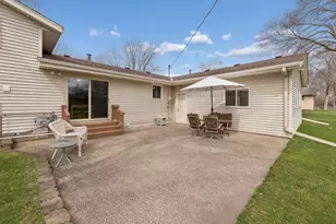 1197 Jackson Street S, Shakopee, MN 55379 - Photo 28
