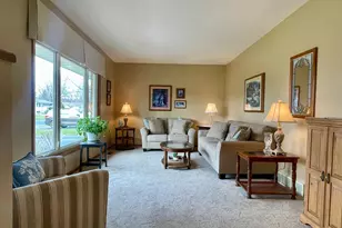 1197 Jackson Street S, Shakopee, MN 55379 - Photo 2