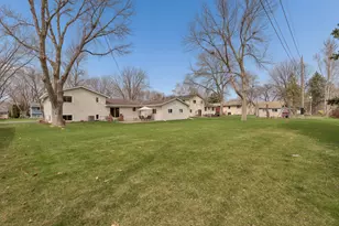1197 Jackson Street S, Shakopee, MN 55379 - Photo 34
