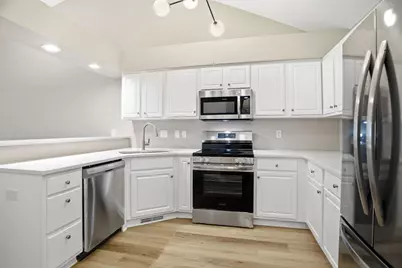 7855 Forest Boulevard #D, Woodbury, MN 55125 - Photo 6