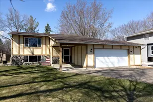 5798 213th St N, Forest Lake, MN 55025 - Photo 2